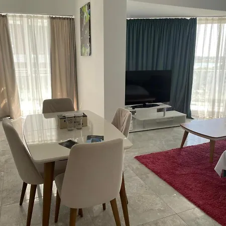 Apartment White Tower Privat 504 *